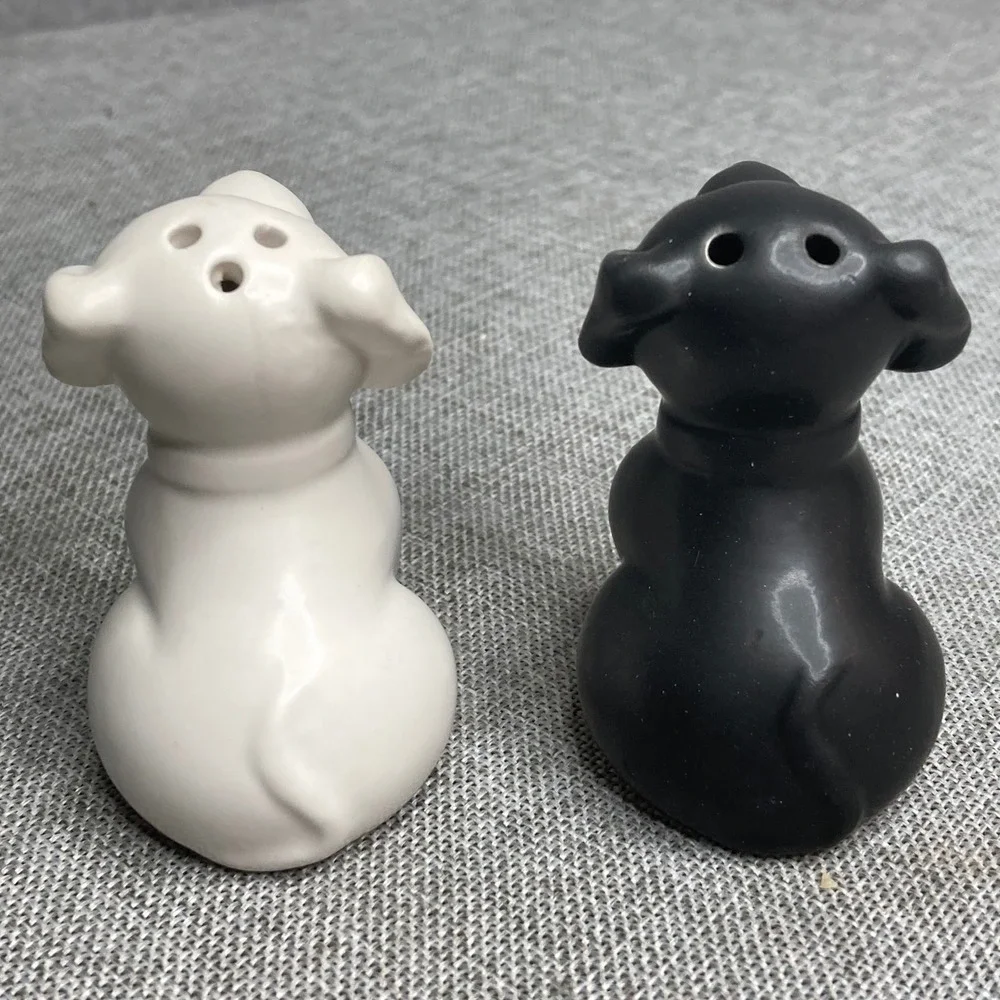 Black White Dog Salt and Pepper Shakers Ceramic Puppy Kitchen‎ Decor